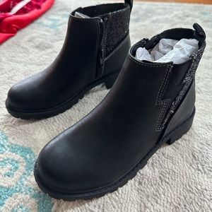 Girls size 13 boots